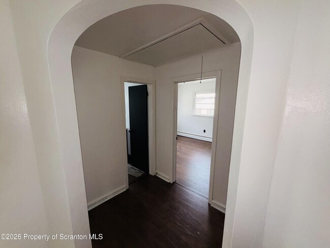 Photo - 149 Tompkins St