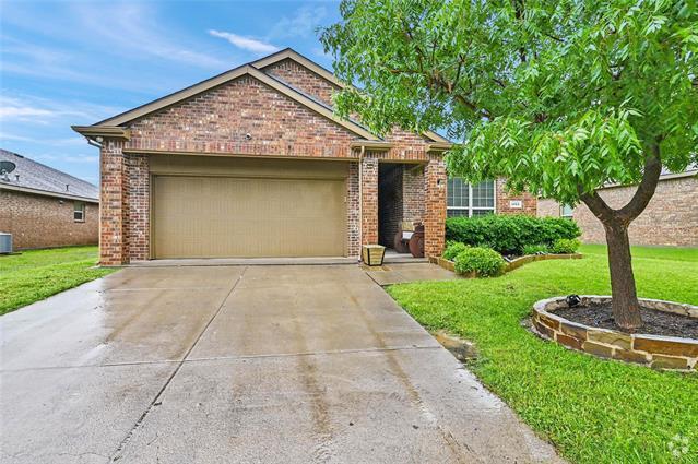 Building Photo - 1512 Greenbrier Dr Rental