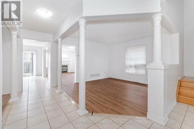 Photo - 48 Devonwood Dr