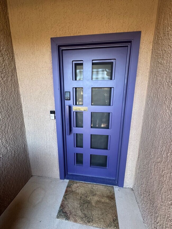 Photo - Beautiful 3 Bed / 2 Bath Furnished Home in Sun River 55+ Community!!