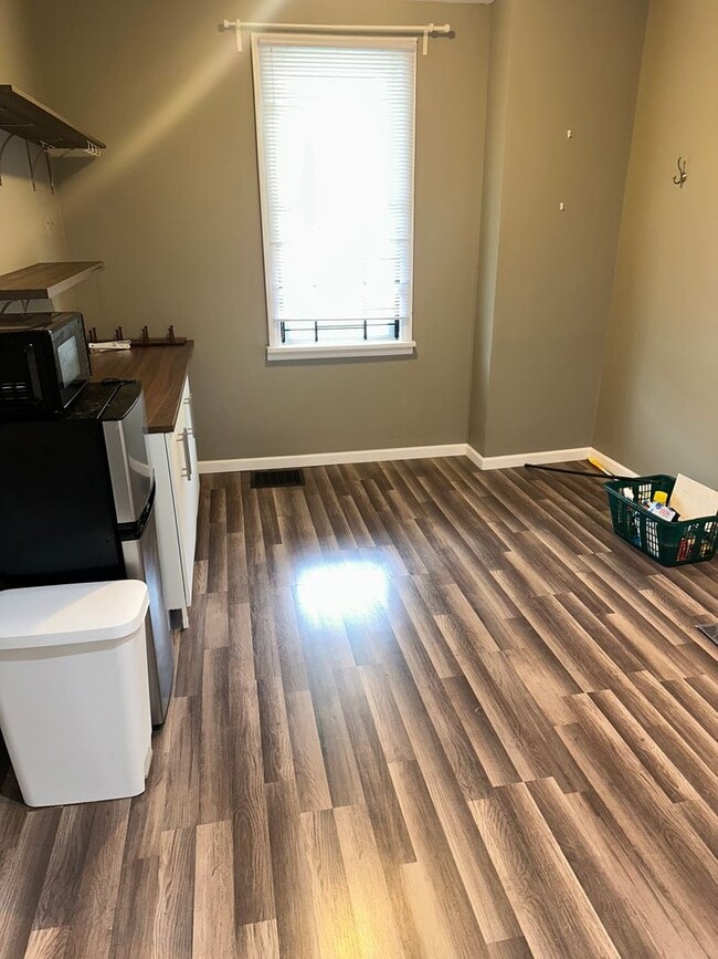 Photo - 7515 Melrose St