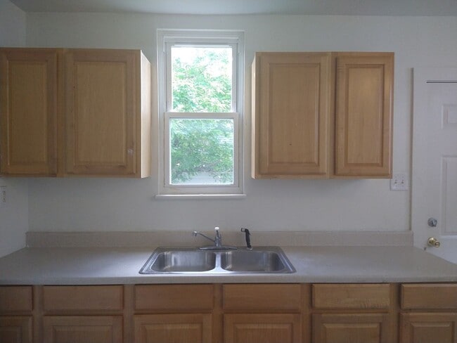 Photo - 206-208 N Harris Ave Unit 206