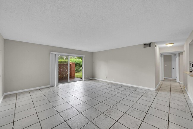 Photo - 11607 NW 29th St Unit 3b