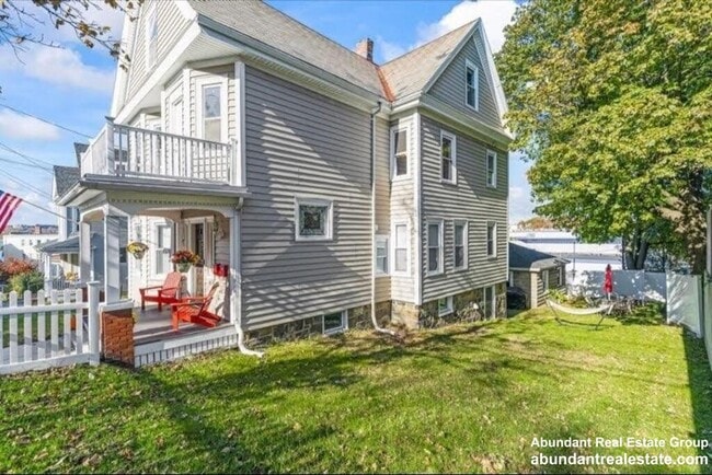 Building Photo - 16 Gould Ave Unit 1