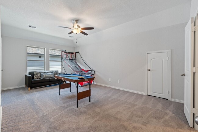 Building Photo - 519 Carina Gaze Dr