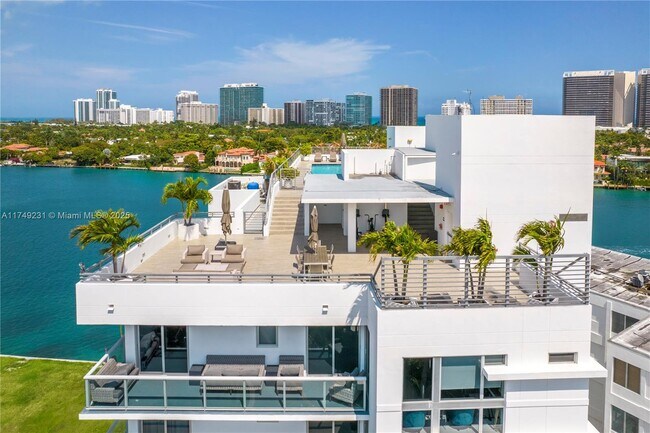 Photo - 9901 E Bay Harbor Dr Condo Unit 301-302