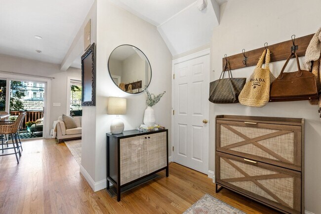 Photo - 39 I St Unidad 1