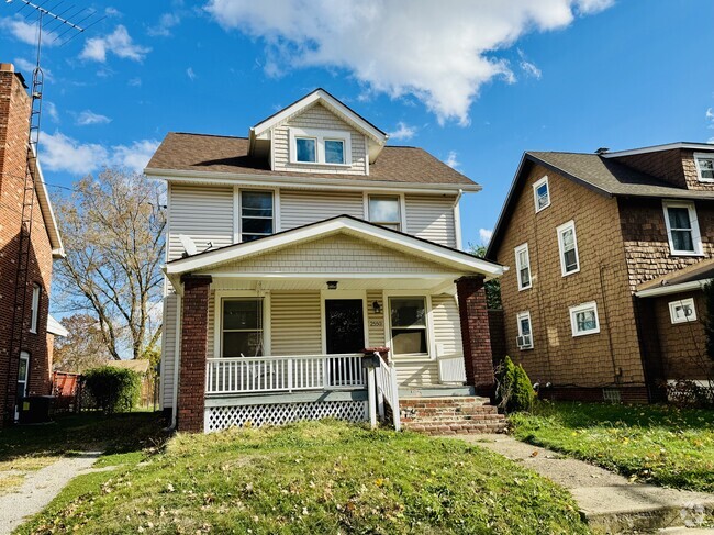 Building Photo - 2550 Fletcher Ave NE Rental