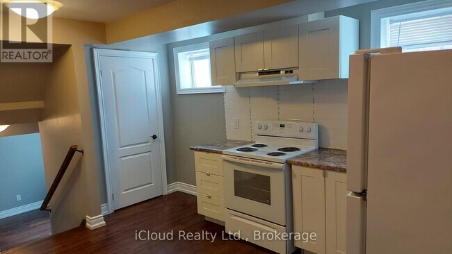 Photo - 24 Histon Crescent