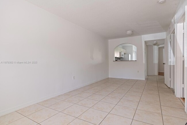 Photo - 940 NE 33rd Terrace Unit 102