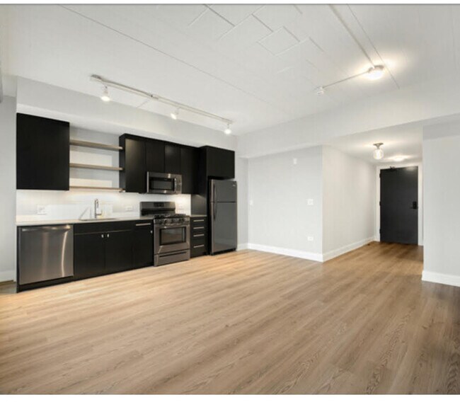 Photo - 941 W Belmont Ave Unidad ONE BED