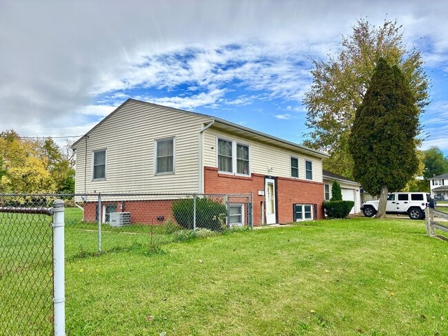 Photo - 2306 Elwood Ave