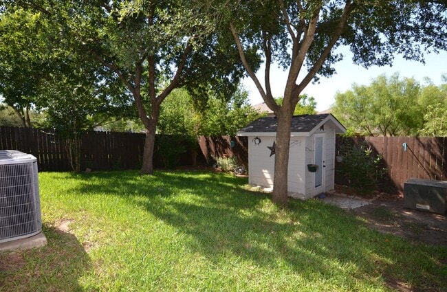 Photo - 11116 Vollmer Ln
