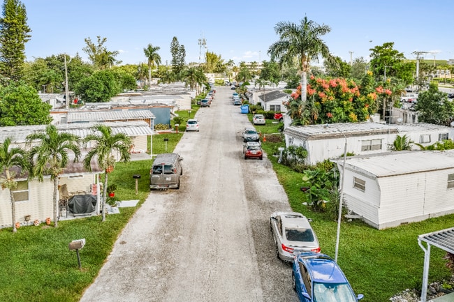 Photo - 4732 SW 46th Ln