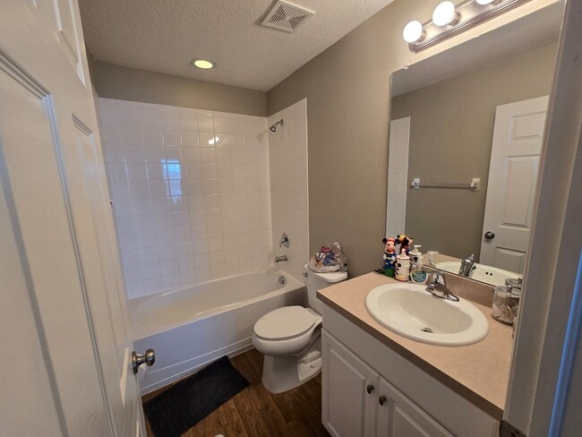 Photo - 8915 Walnut Gable Ct