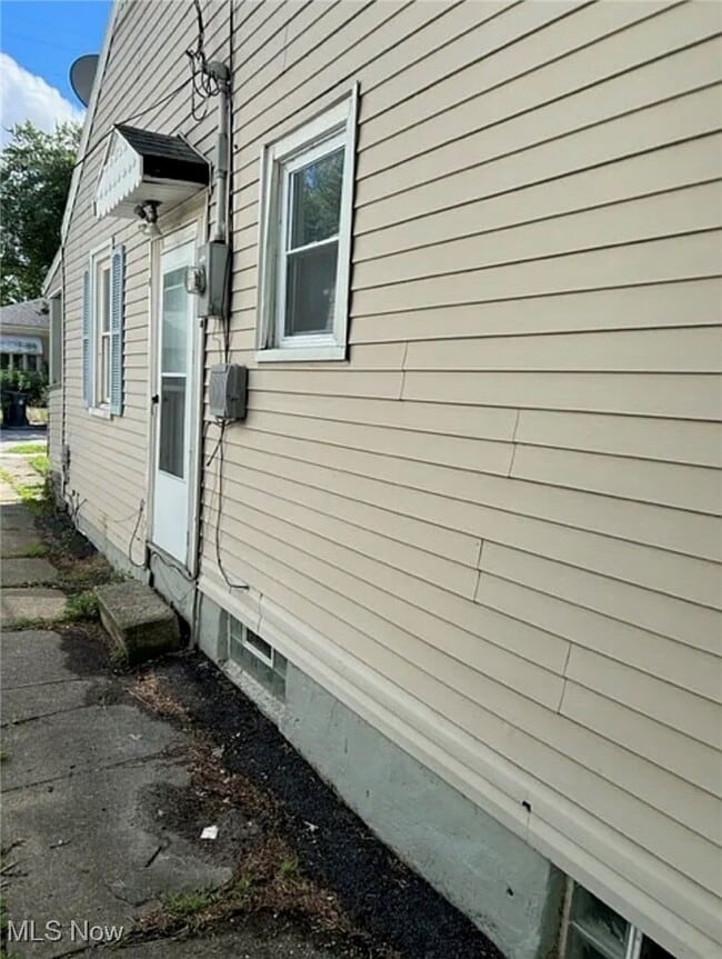 Photo - 13612 Bennington Ave