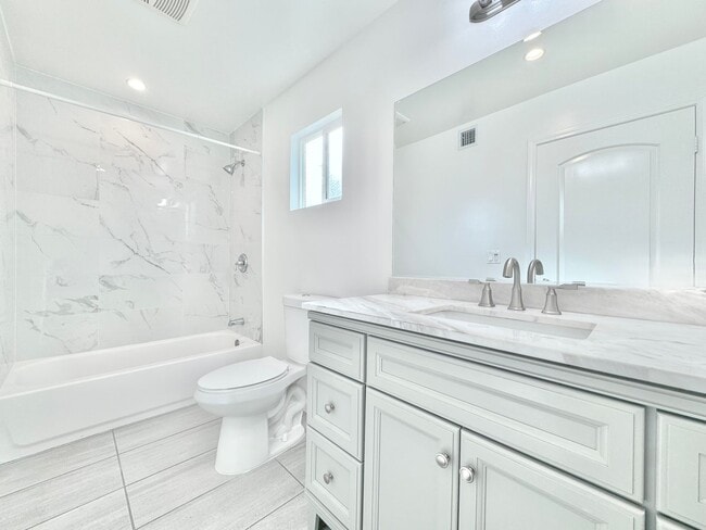 Photo - 7342-7344 Loma Verde Avenue Unit 7344