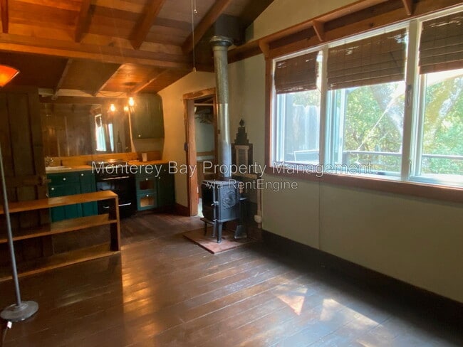 Photo - 18100 Cachagua Rd