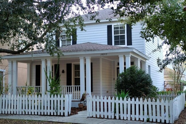 Building Photo - 16215 Bridgecrossing Dr