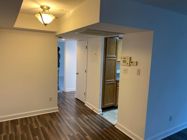 Photo - 742 Brandywine St SE