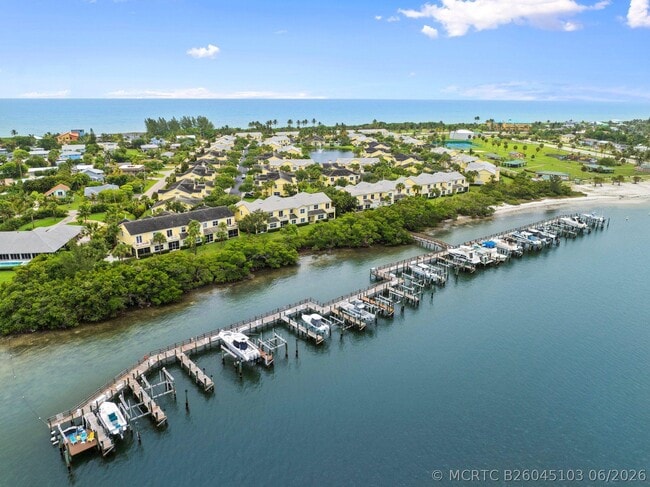 Photo - 2200 Mariner Bay Blvd