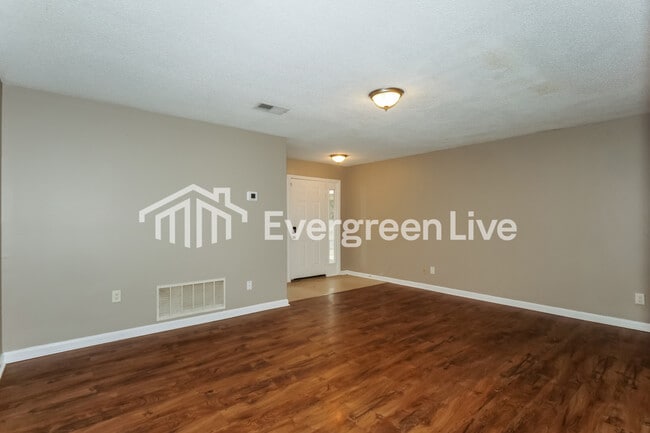 Photo - 4599 Addington Dr