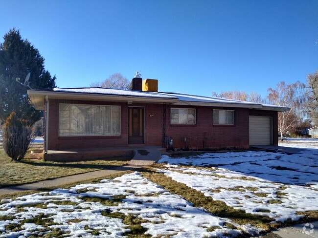 Building Photo - Parowan Home For Rent