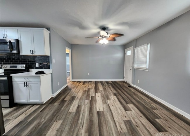 Photo - 1453 Kingsley Ave