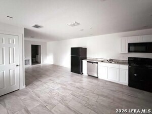 Photo - 346 Ware Blvd