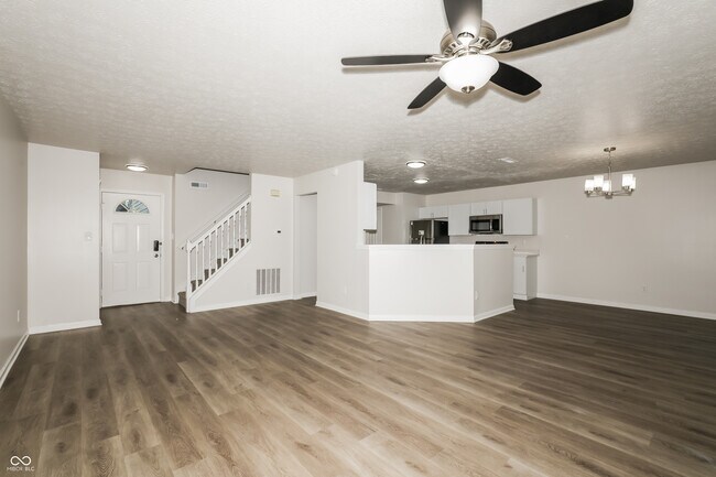 Photo - 9125 Timpani Way