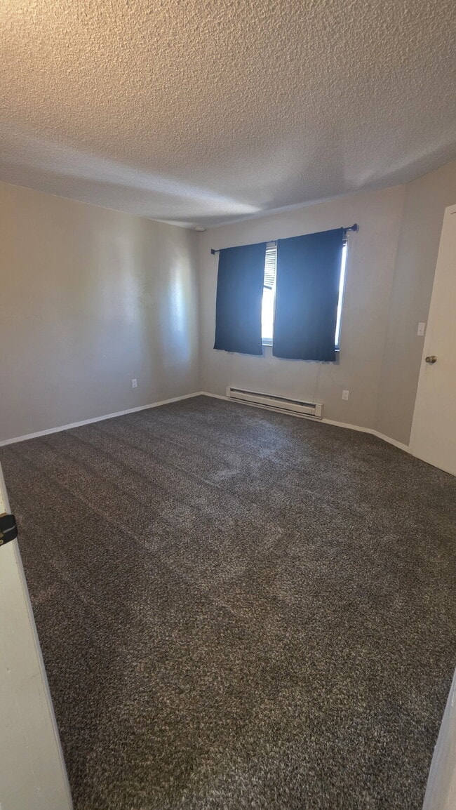 Photo - 2 Bed- 1 Bath on Darby West Side