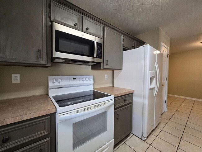 Photo - 3804 Littleleaf Ct Unit 3804 Littleleaf Court - A