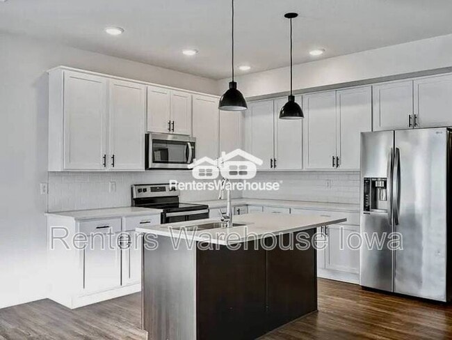 Photo - 3652 NE Marissa Ln