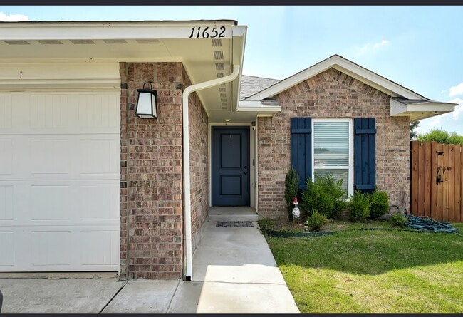 Photo - 11652 SW 12th St