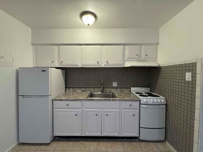 515 UTA Blvd Unit 206