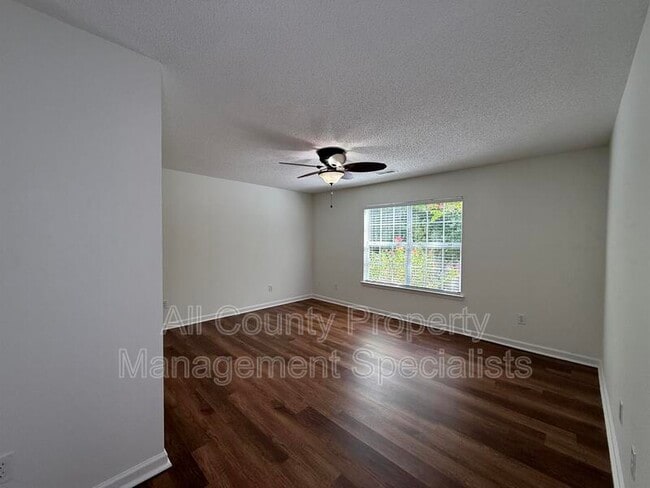 212 Aderley Oak Loop