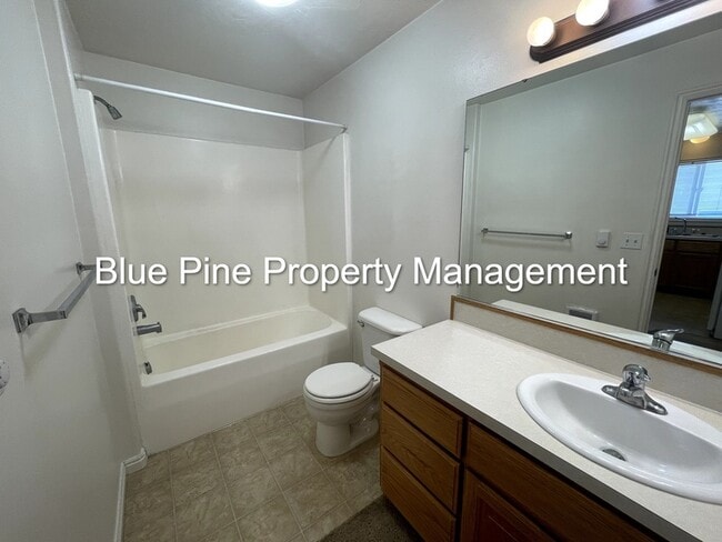 Photo - 3156 Chasewood Dr Unit 1