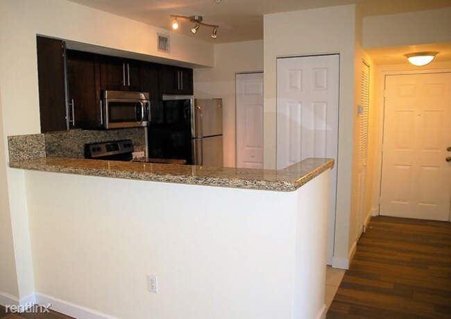 Photo - 2 br, 2 bath Condo - 520 SW 111th Ave