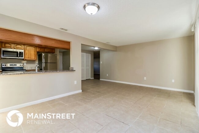 Photo - 8653 Sabal Way