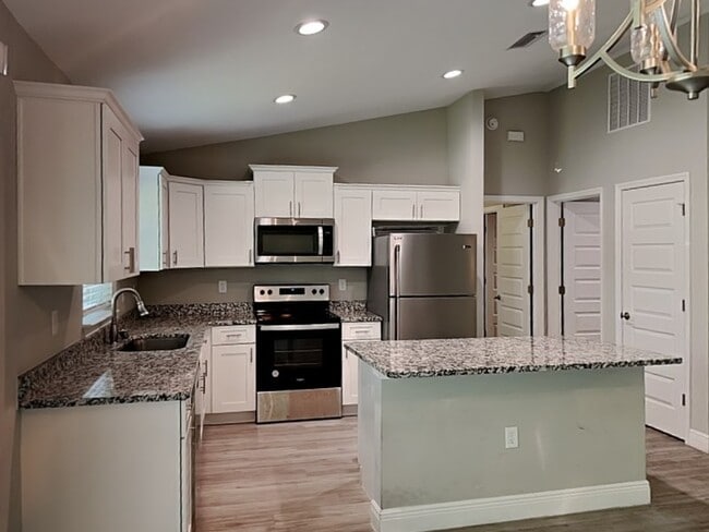 Photo - 7867 N Manville Rd