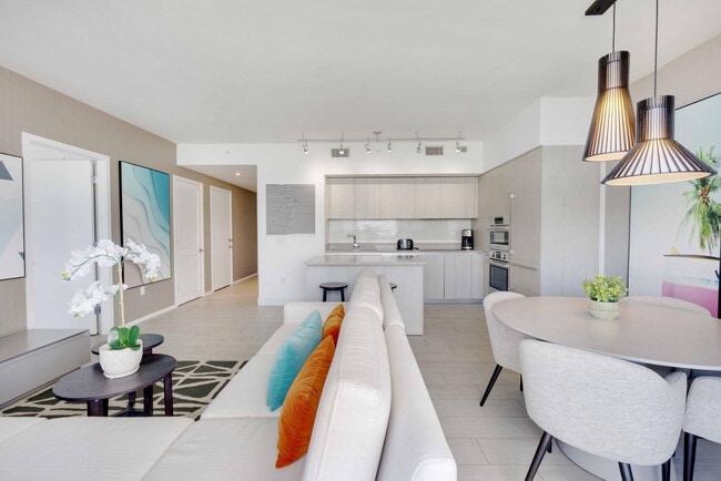 2721 Hallandale Beach Blvd Unit SI FL23-ID1049818P