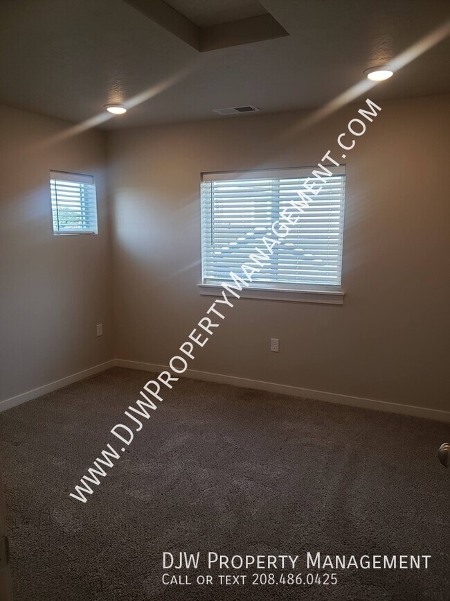 Photo - 608 N 44th St Apartment Unit 3