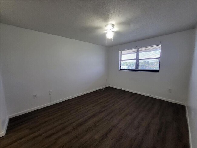 Photo - 9921 Nob Hill Pl Unit #9921