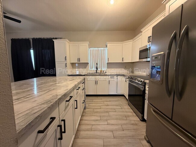 Photo - 18626 N 34th Ave Unidad 2