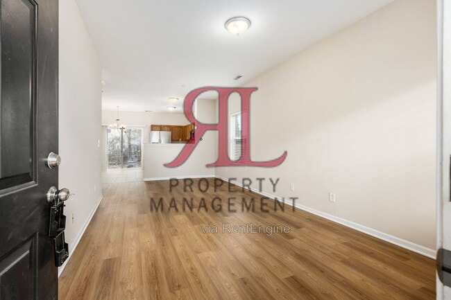 Photo - 1273 Grove Dr Unit 1