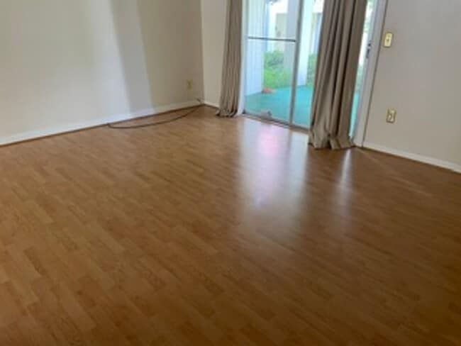 Photo - 3600 Chateau Dr