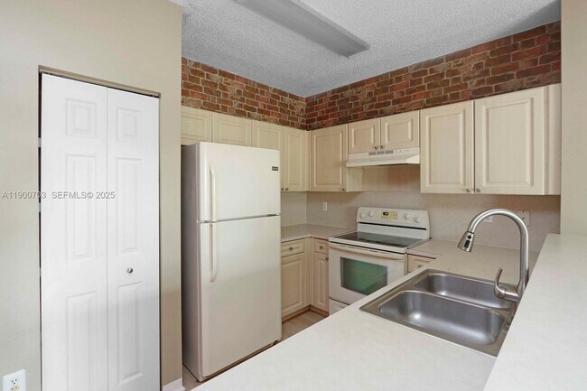 Photo - 2239 SE 25th Ave