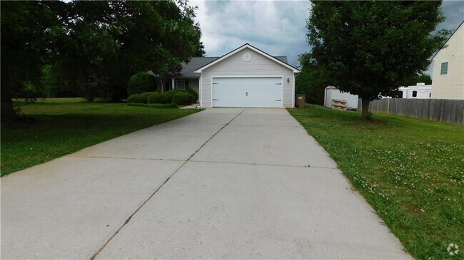 Building Photo - 1562 Langdon Park Dr Rental