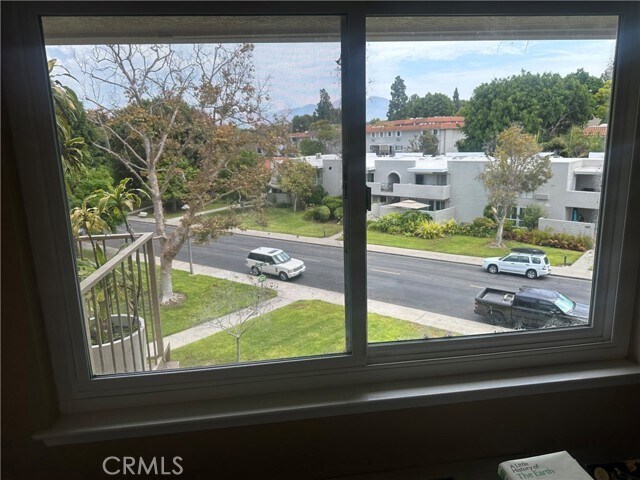 2396 Via Mariposa W Unit 3H