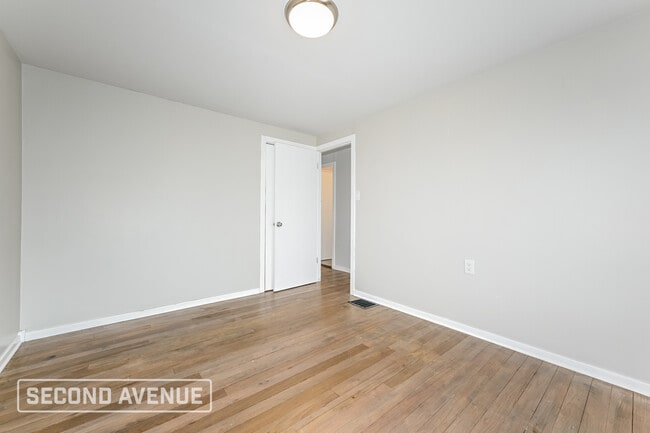 Photo - 1886 Anderson Ave